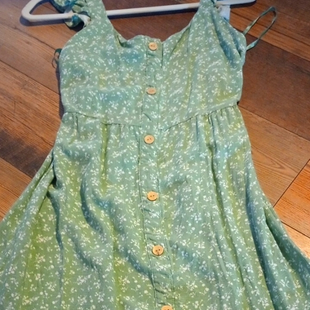 Green Floral Button-Down Casual Dress